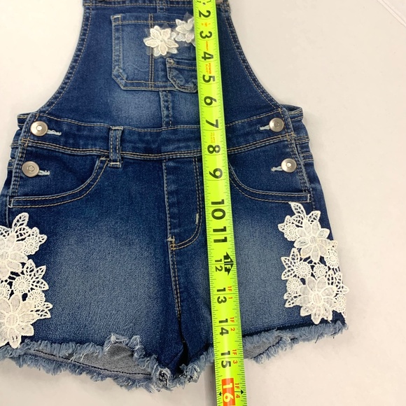 Girls/Toddler WONDER NATION 4T shortalls boho white floral/lace denim overalls - Picture 14 of 14
